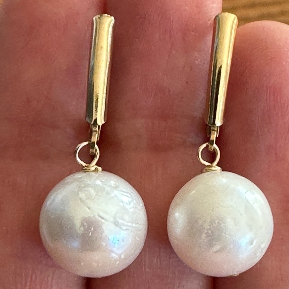 Hand Crafted Jewelry - 11.6mm White Cultured Peal 14K Yellow Gold Filled Leverback Earrings